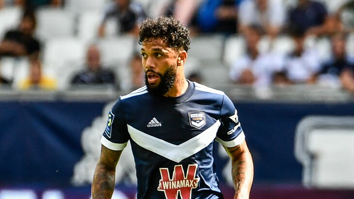 Отавио Сантос