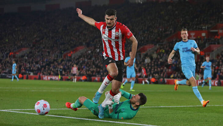 Армандо Броя