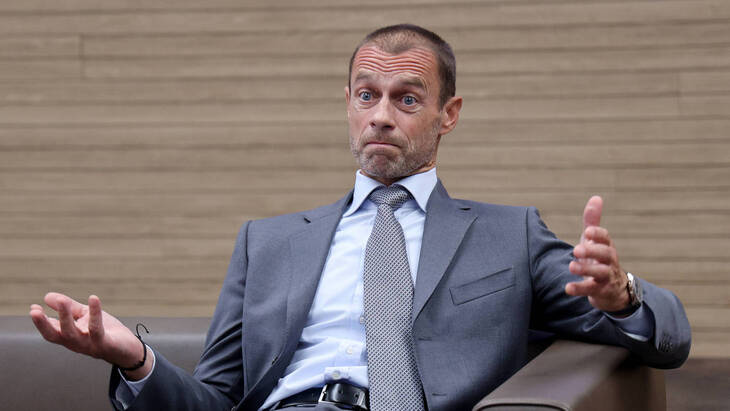 Александер Чеферин