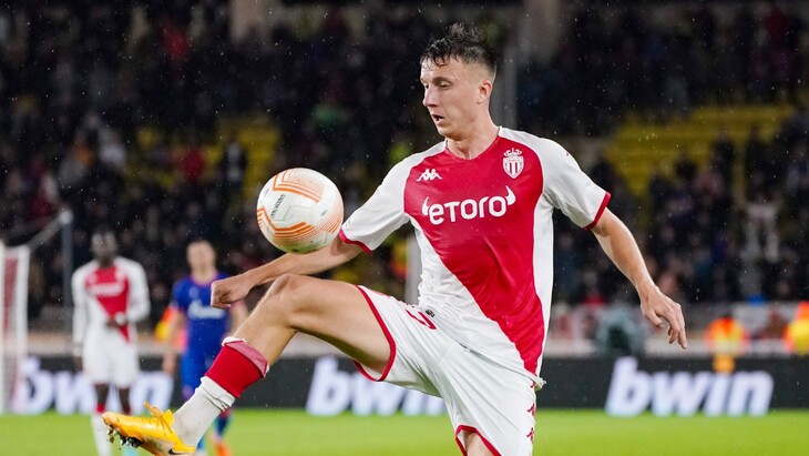 Александр Головин