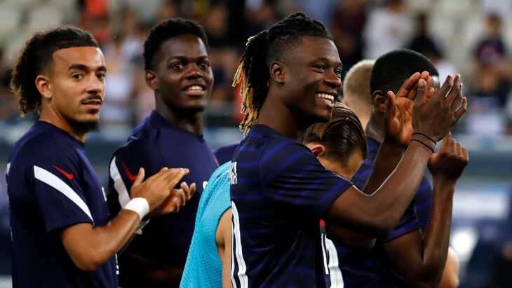 Эдуардо Камавинга