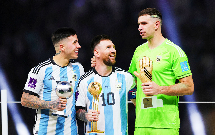 Энцо Фернандес, Лионель Месси и Эми Мартинес