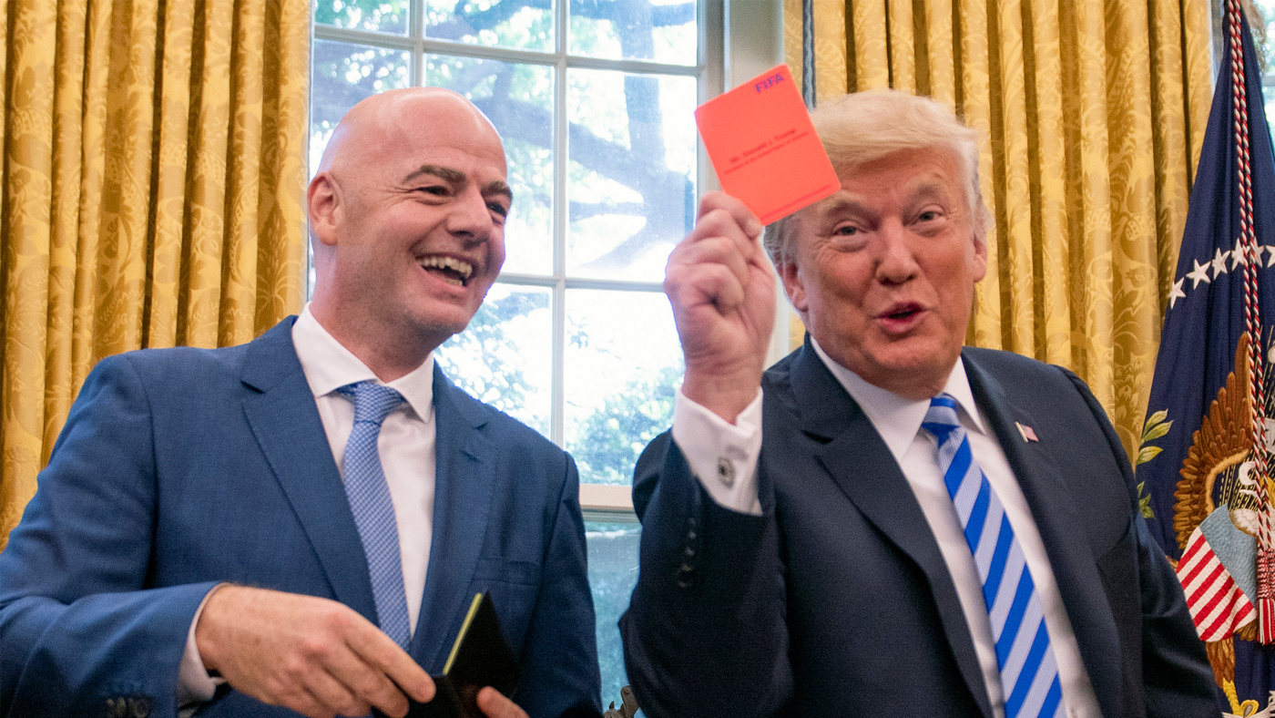 Джанни Инфантино и бывший президент США Дональд Трамп 