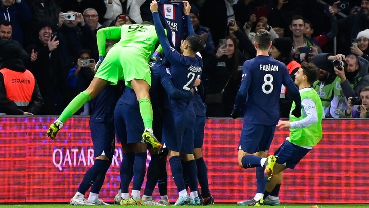 Фрагмент матча ПСЖ — «Страсбург» Фрагмент матча ПСЖ — «Страсбург»