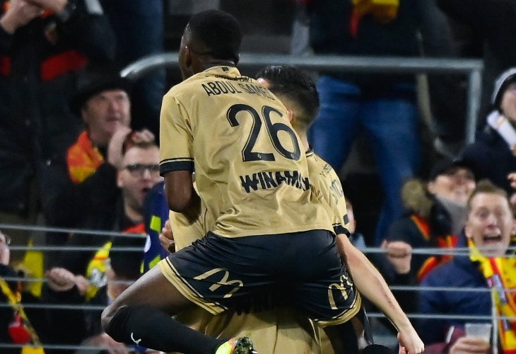 «Ланс» празднует победу над «Парижем»