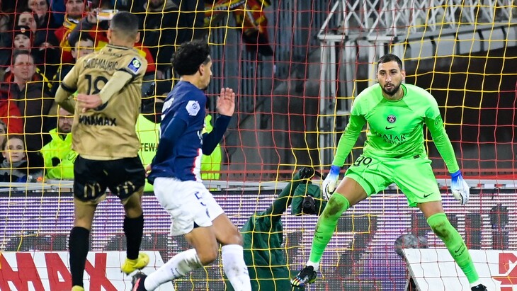 Фрагмент матча «Ланс» — ПСЖ