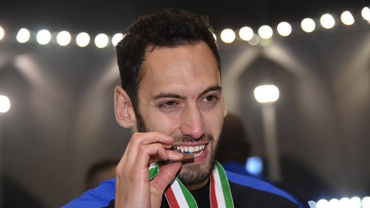 Хакан Чалханоглу Хакан Чалханоглу