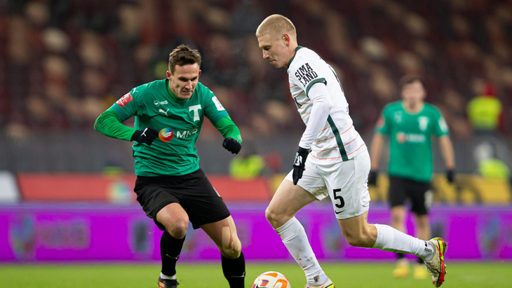 Андрей Егорычев (справа)