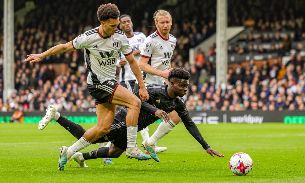 Энтони Робинсон и Букайо Сака