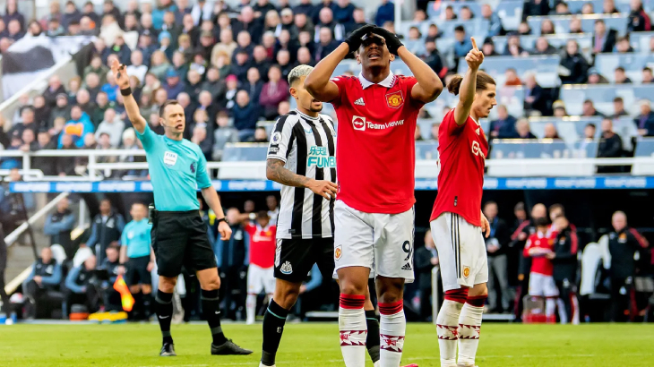 «Ньюкасл» — «МЮ»