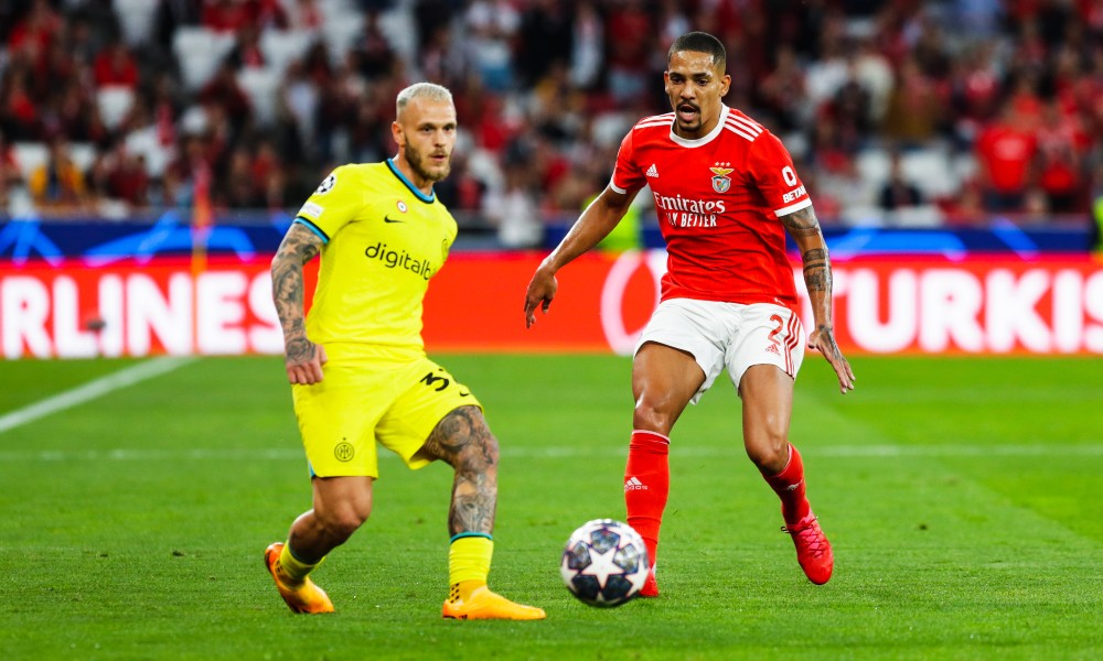 Фрагмент матча Бенфика — Интер