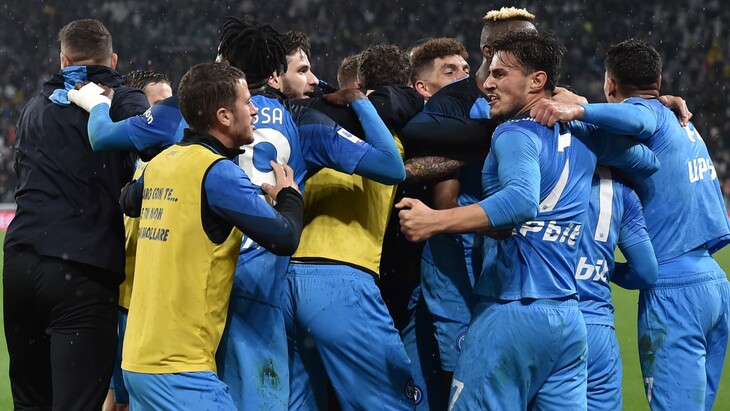 Фрагмент матча «Ювентус» — «Наполи» Фрагмент матча «Ювентус» — «Наполи»