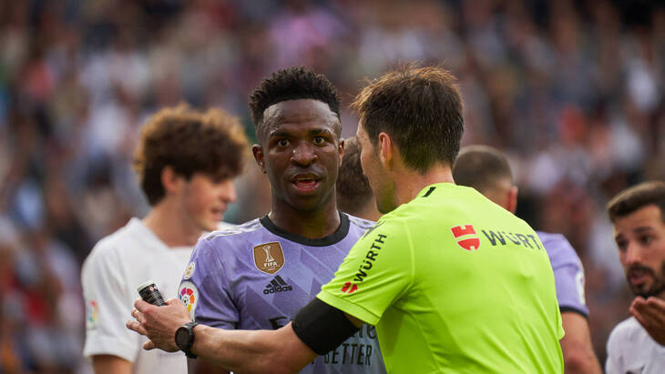 Винисиус Жуниор