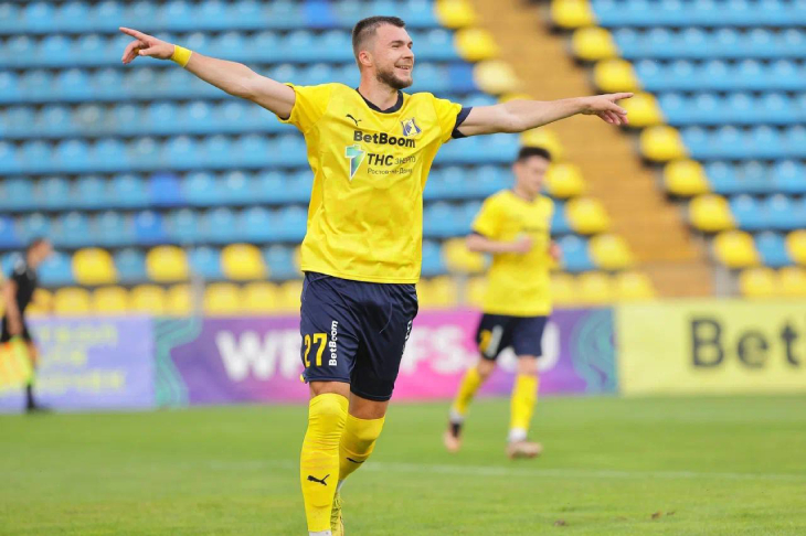 Николай Комличенко