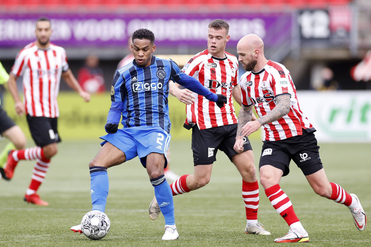 Юрриен Тимбер