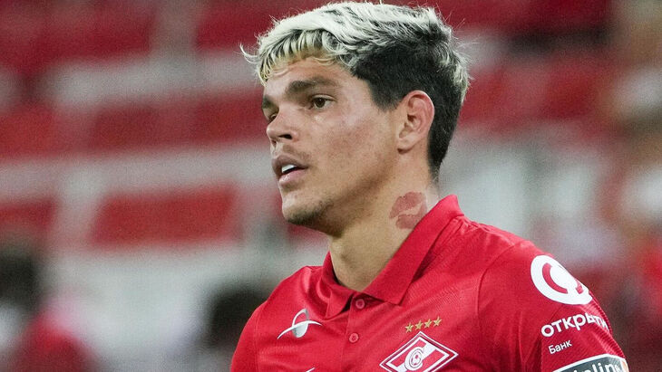 Айртон Лукас