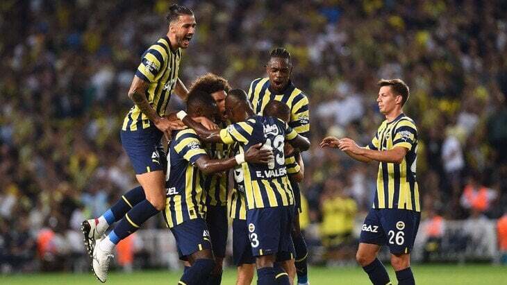 «Фенербахче» «Фенербахче»