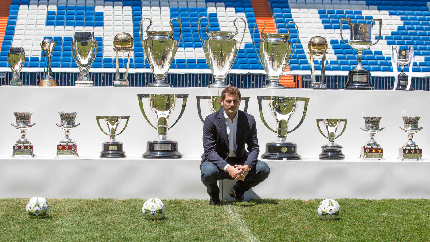 Икер Касильяс