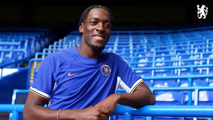 Аксель Дисаси