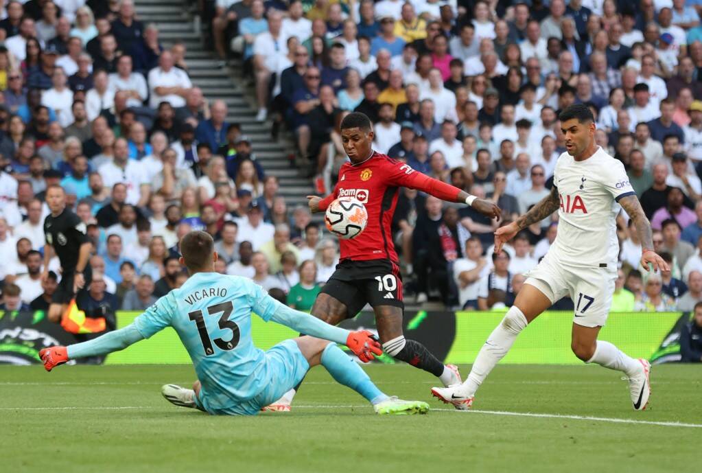 Фрагмент матча Тоттенхэм — Манчестер Юнайтед