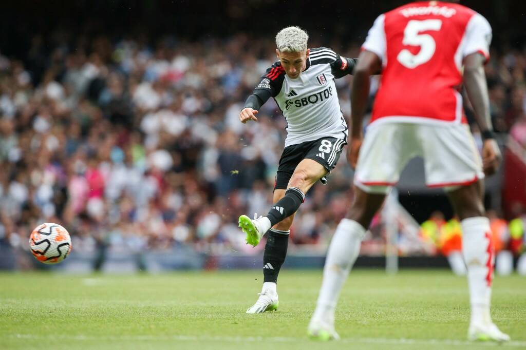 Фрагмент матча Арсенал — Фулхэм