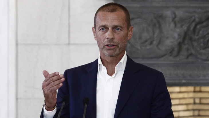 Александер Чеферин