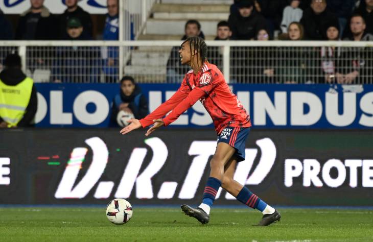 Брадли Баркола