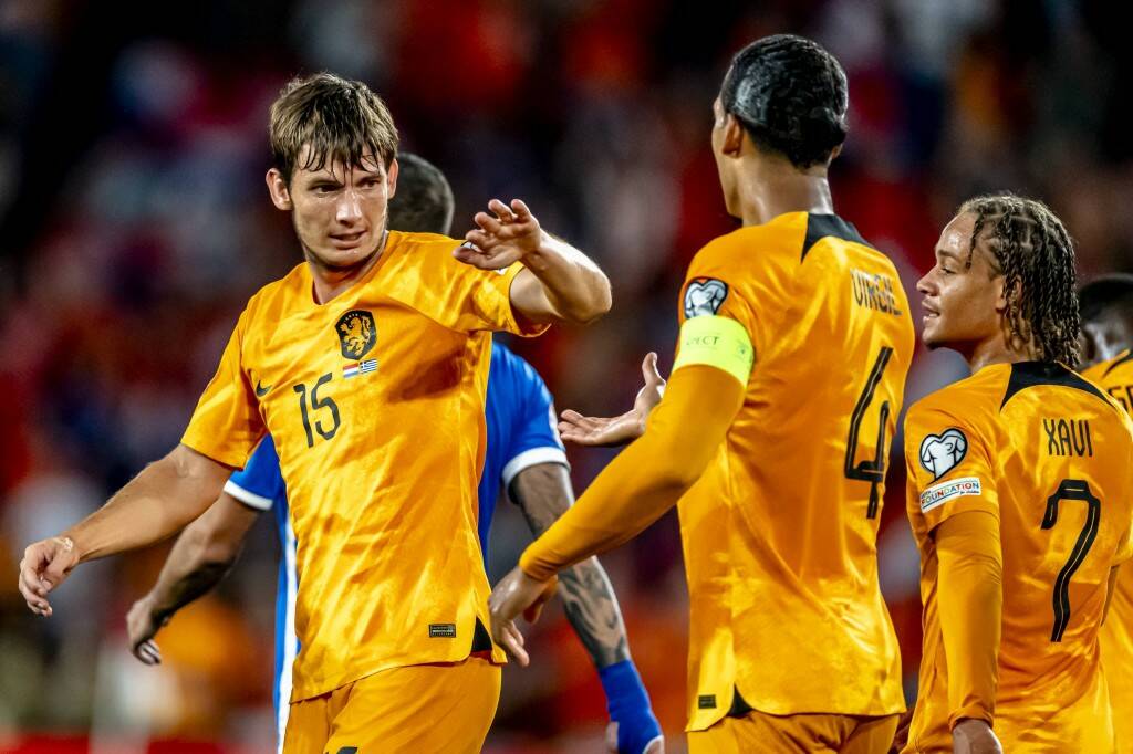 Фрагмент матча Нидерланды — Греция