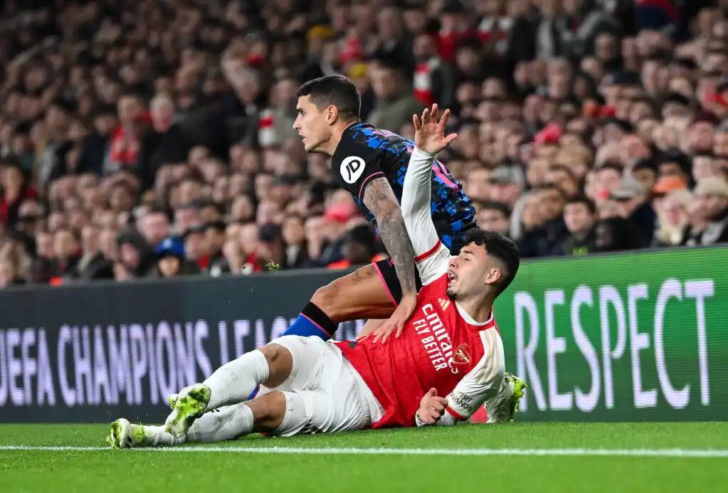 Фрагмент матча Арсенал — Севилья