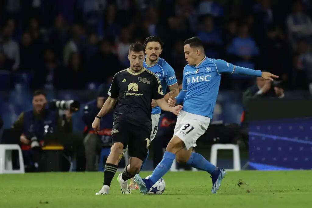 Фрагмент матча Наполи — Унион