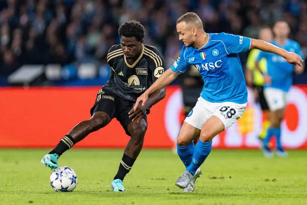 Фрагмент матча Наполи — Унион