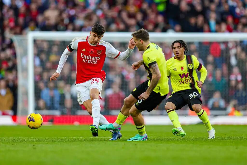 Фрагмент матча Арсенал — Бернли