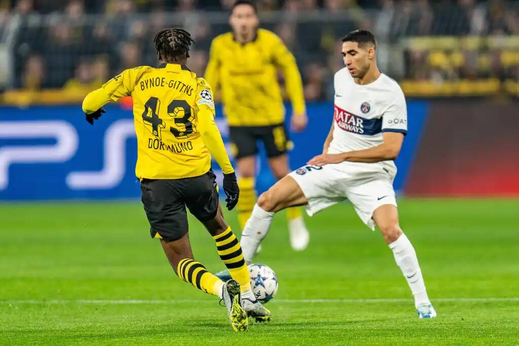 Фрагмент матча Боруссия — ПСЖ