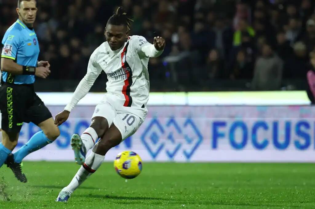 Фрагмент матча Салернитана — Милан