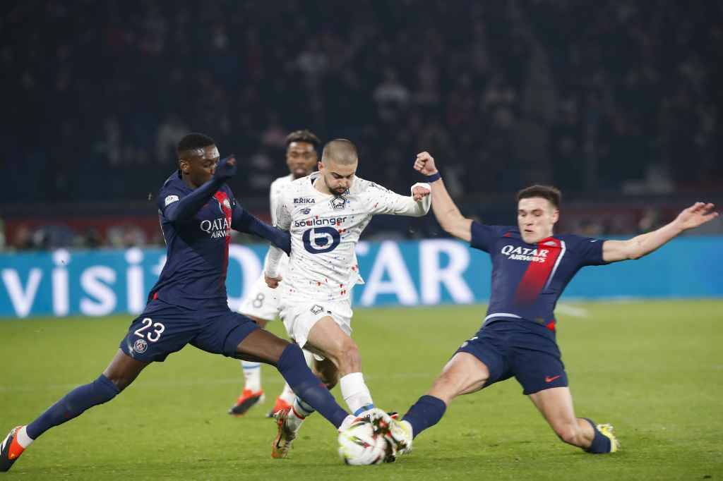 Фрагмент матча ПСЖ — Лилль