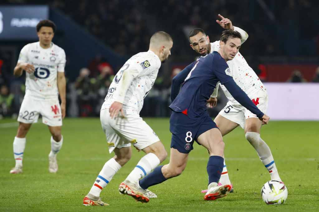 Фрагмент матча ПСЖ — Лилль