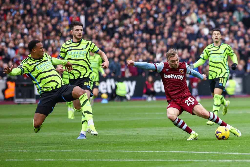 Фрагмент матча Вест Хэм — Арсенал