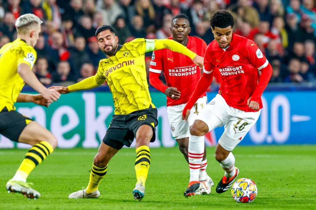 Фрагмент матча ПСВ — Боруссия