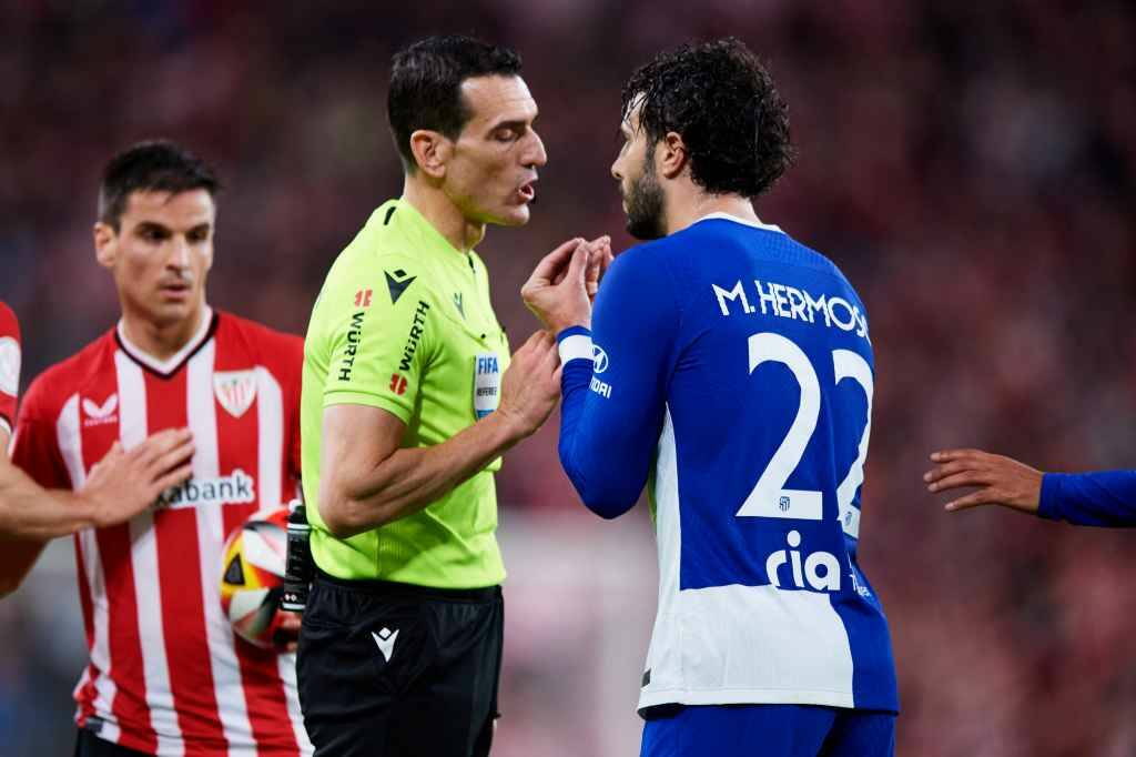 Фрагмент матча Атлетик — Атлетико