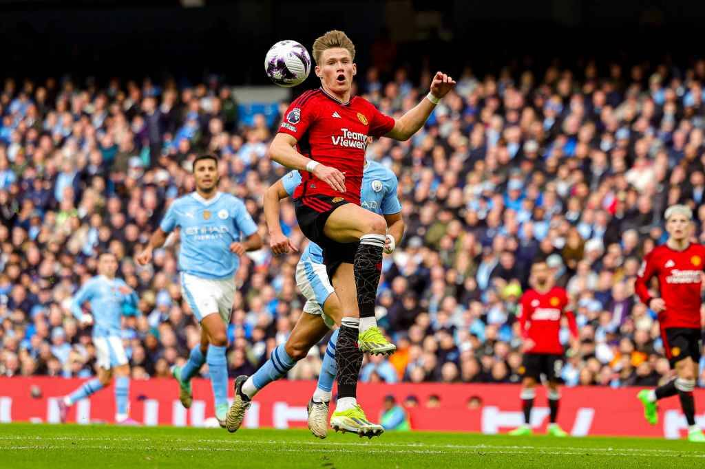 Фрагмент матча Манчестер Сити — Манчестер Юнайтед