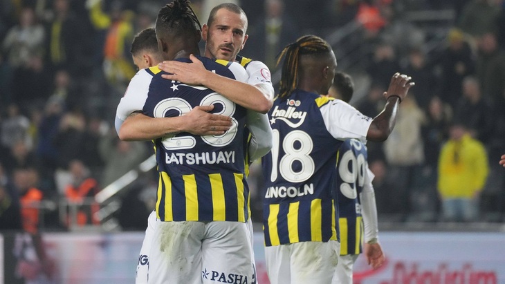 «Фенербахче»