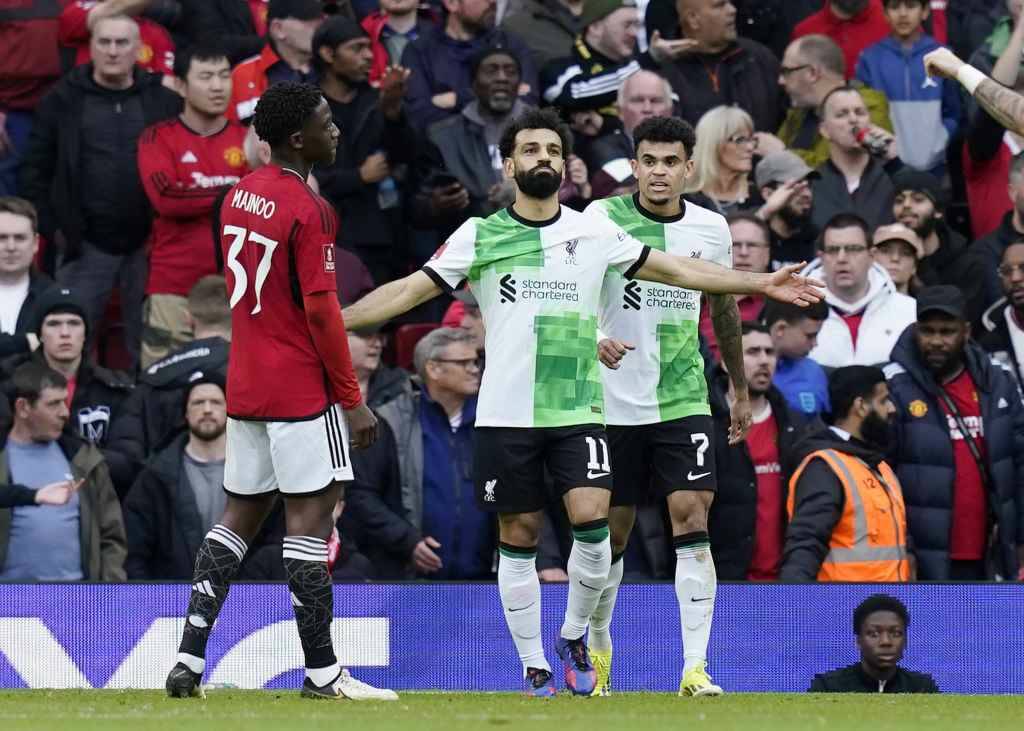 Фрагмент матча Манчестер Юнайтед — Ливерпуль