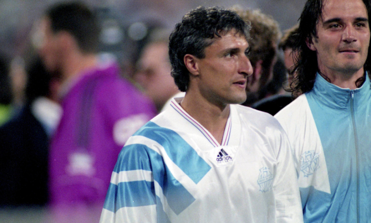 Бернар Казони