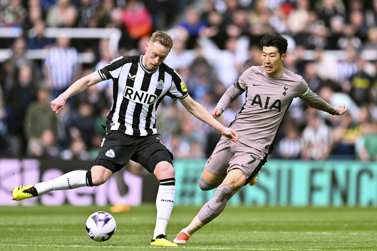 Фрагмент матча Ньюкасл — Тоттенхэм