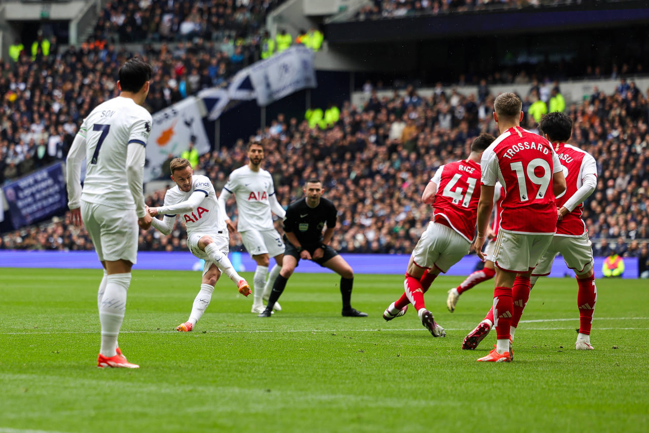 Фрагмент матча Тоттенхэм — Арсенал