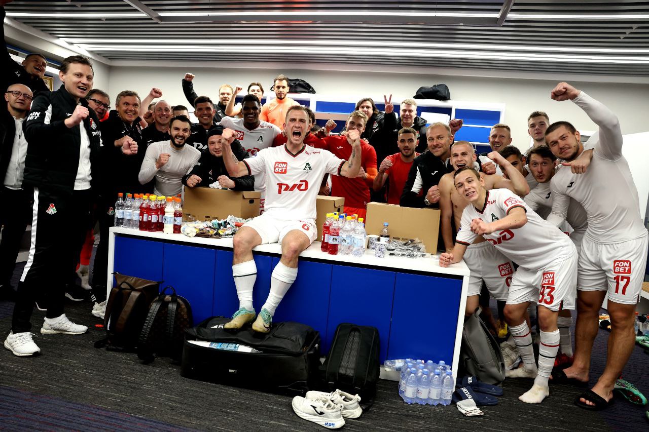 Раздевалка «Локомотива» после матча