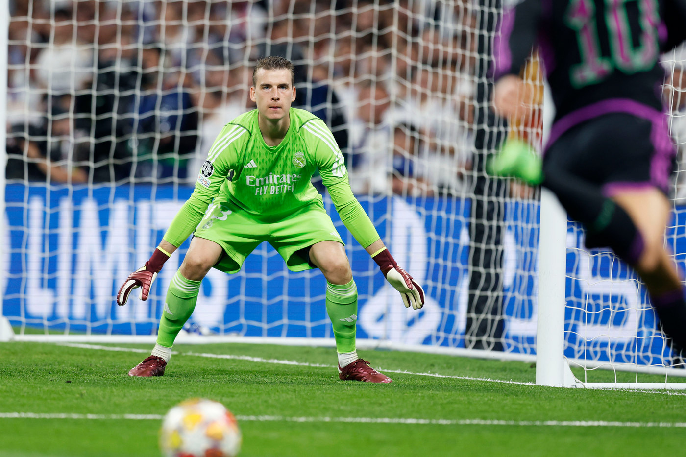 Андрей Лунин