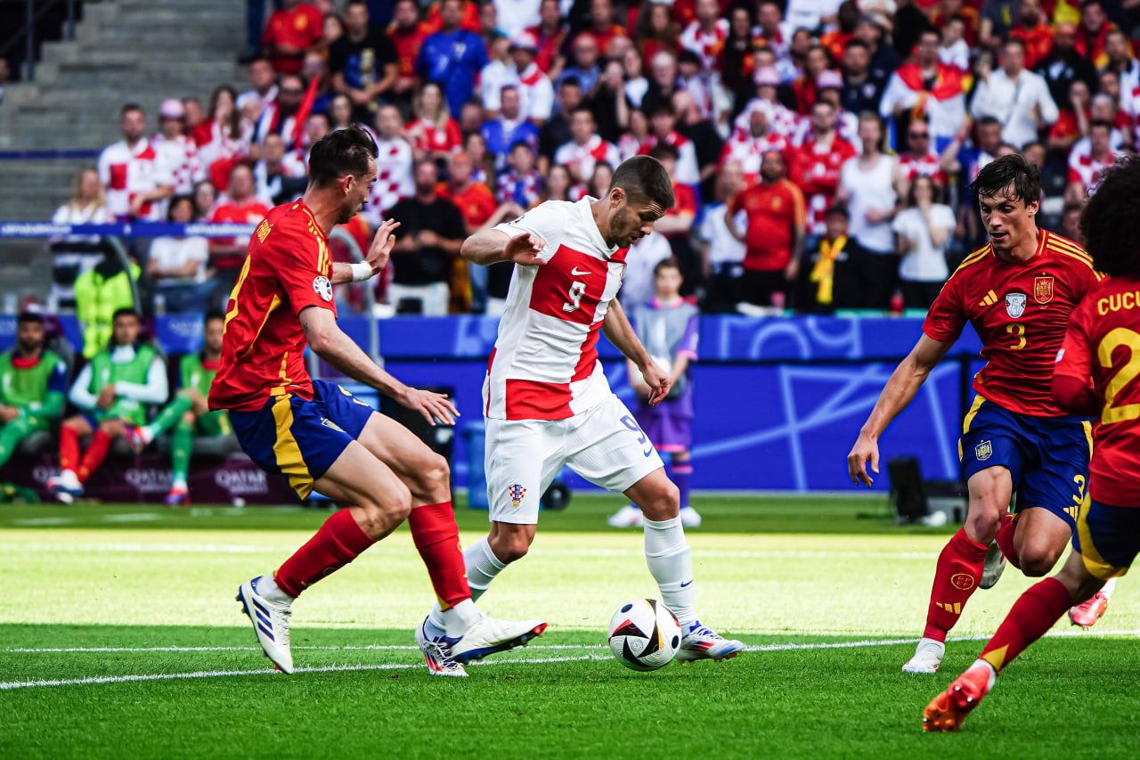 Фрагмент матча Испания — Хорватия