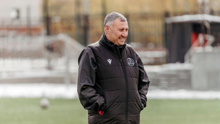 Заур Тедеев — тренер «Акрона»