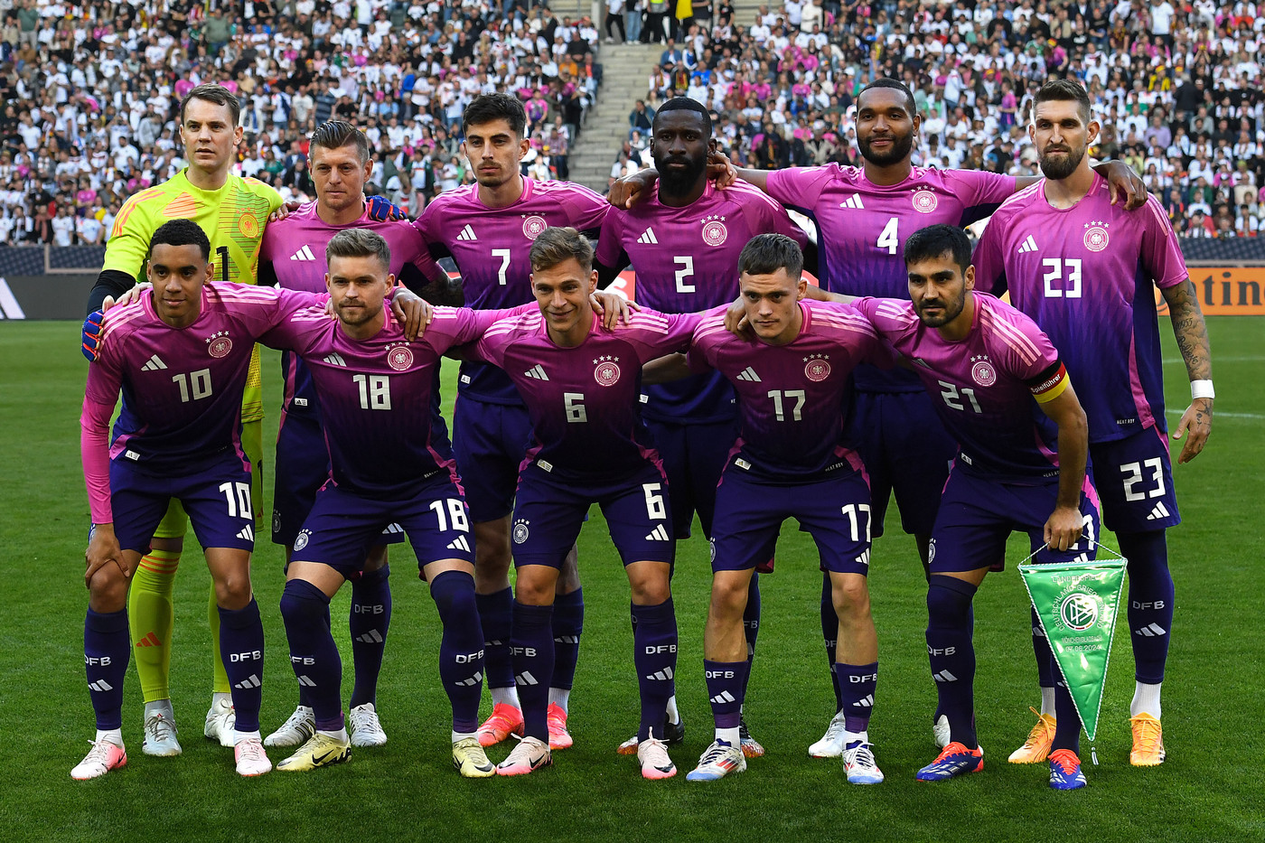 Сборная Германии перед товарищеским матчем с Грецией